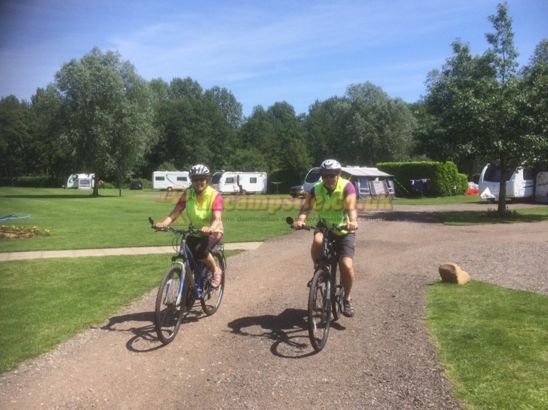 Run Cottage Touring Park
