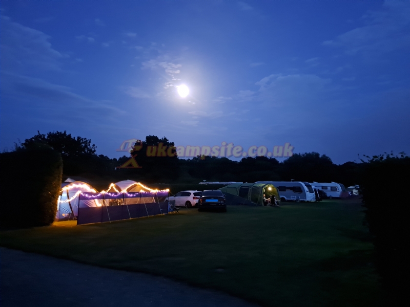 Hill Cottage Farm Camping And Caravan Park