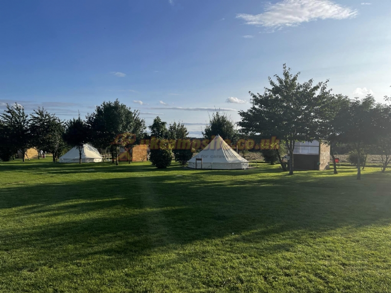 Hutton Le Hole Caravan Park