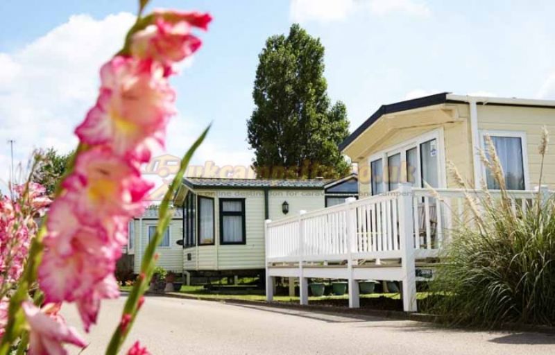 Felixstowe Beach Holiday Park (PHolsUK)