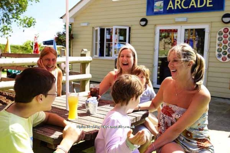 Rye Harbour Holiday Park (PHolsUK)