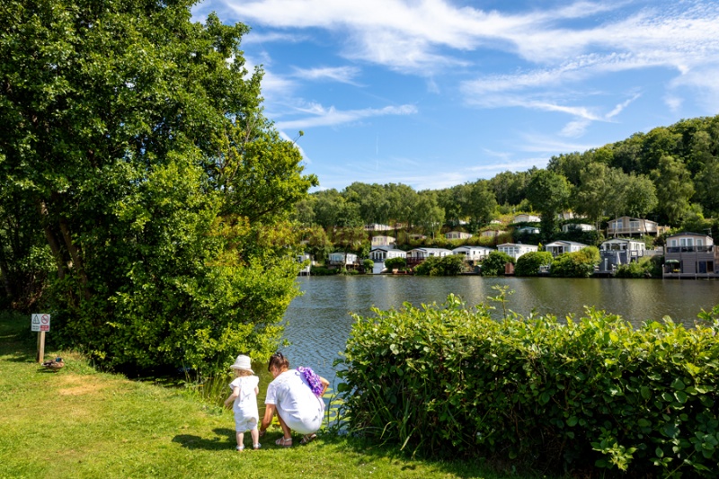 Coghurst Hall Holiday Park (PHolsUK)