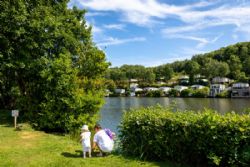 Coghurst Hall Holiday Park (PHolsUK)