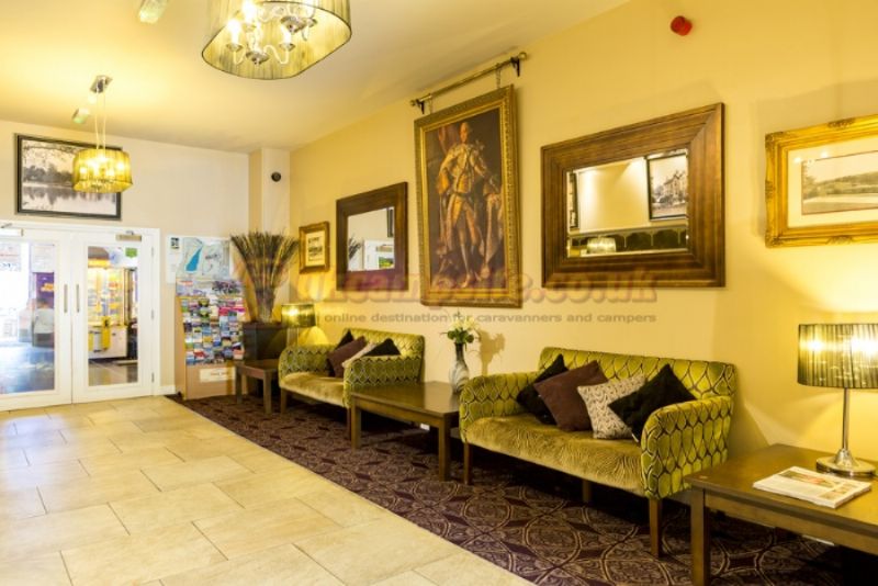 Coghurst Hall Holiday Park (PHolsUK)