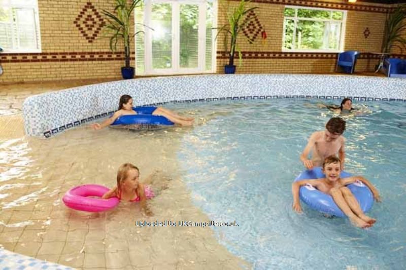 Coghurst Hall Holiday Park (PHolsUK)