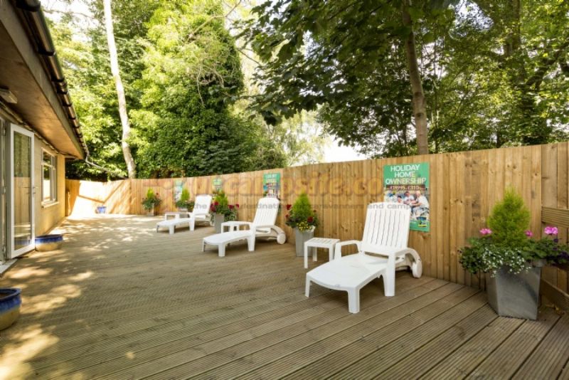 Coghurst Hall Holiday Park (PHolsUK)