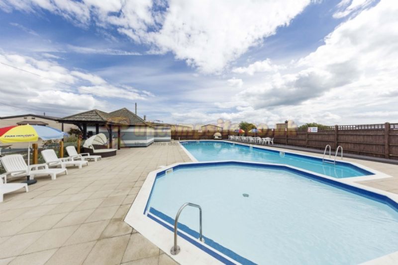 Solent Breezes Holiday Park (PHolsUK)