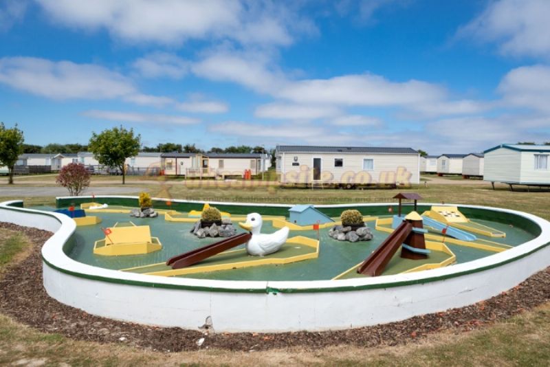 Broadland Sands Holiday Park (pholsuk)