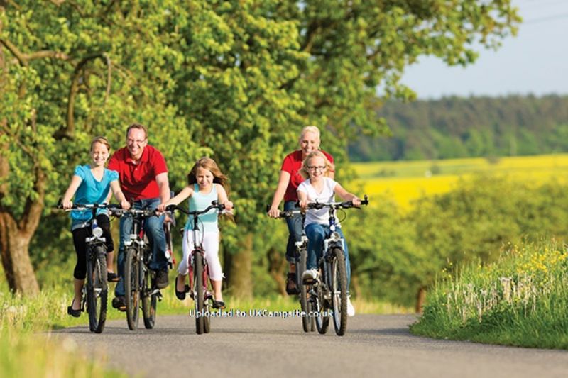 Broadland Sands Holiday Park (pholsuk)