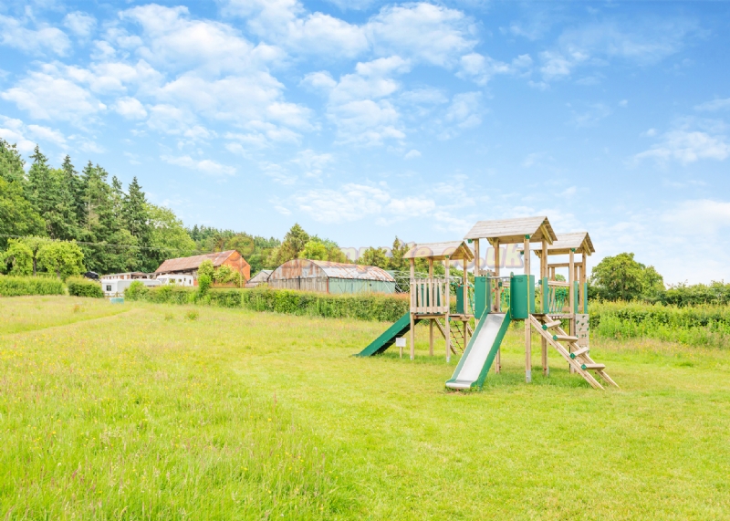 Woodside Country Park