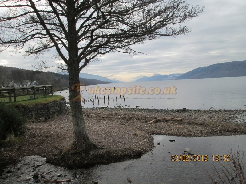 Riverside Chalet And Campsite