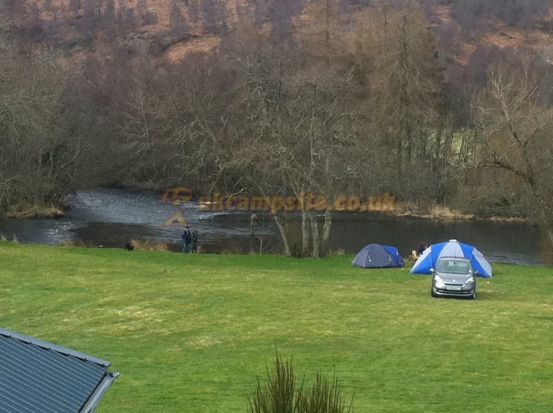 Riverside Chalet And Campsite