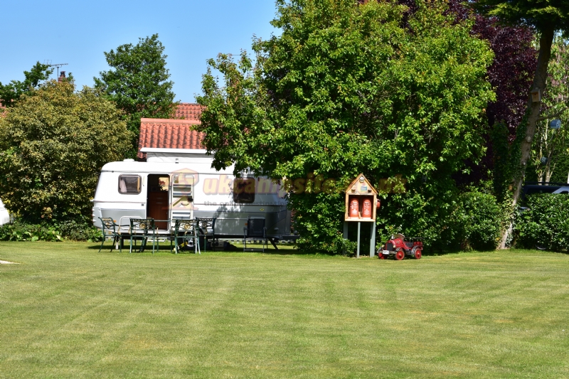Poppyland Touring Park And Puddleduck Holiday Cottage