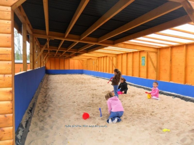 Golden Valley Caravan Park