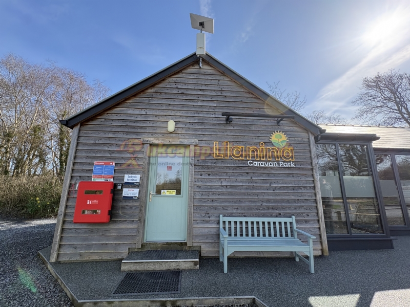 Llanina Caravan Park