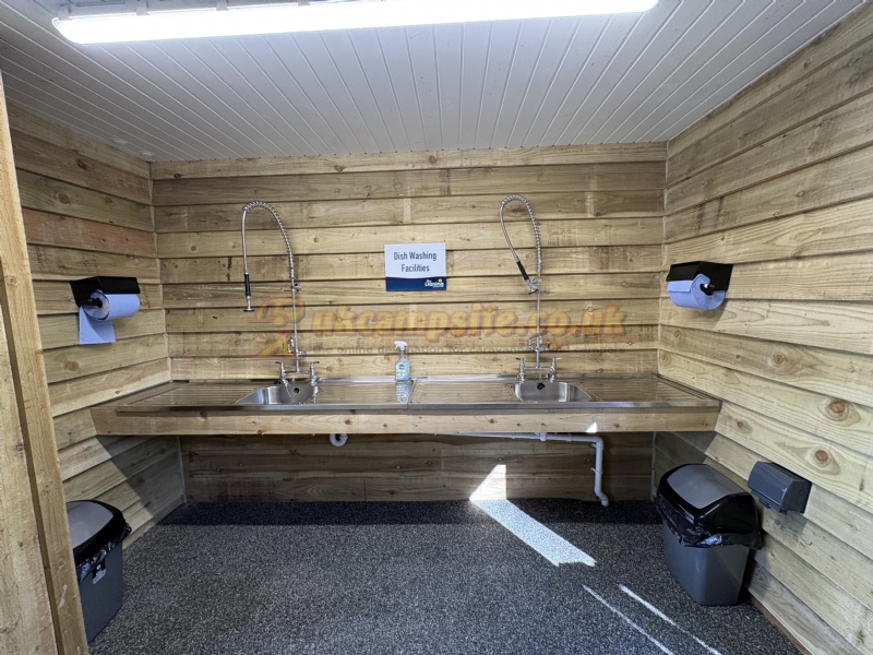 Llanina Caravan Park