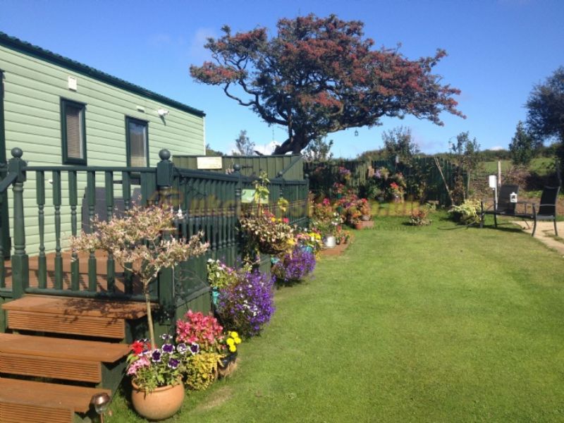 York House Hotel And Caravan Park