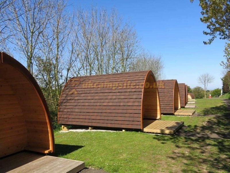 York House Hotel And Caravan Park
