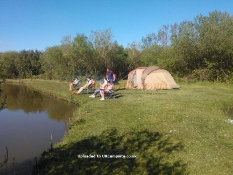 Yet Y Gors Fishery And Campsite