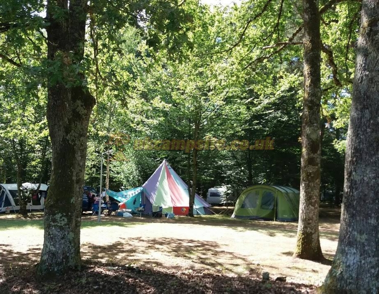 Camping Champ De La Chapelle