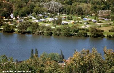 Camping L Etang Des Forges