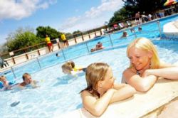 Waterside Holiday Park (PHolsUK)