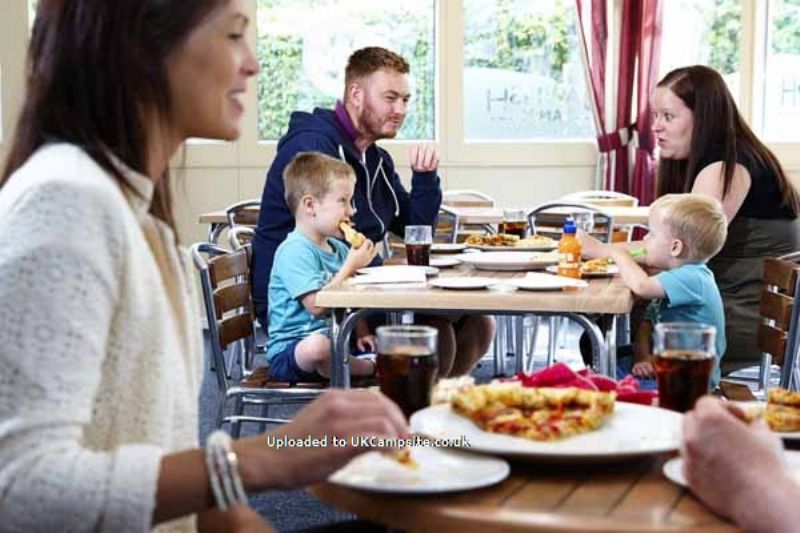 Dawlish Sands Holiday Park (PHolsUK)