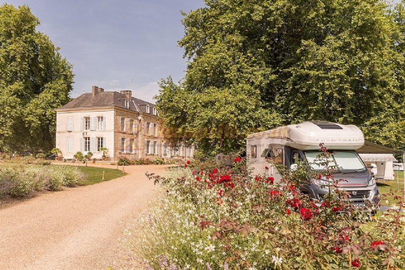 Castel Camping Le Chateau De Chanteloup