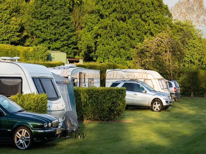 Monks Cottage Caravan Park