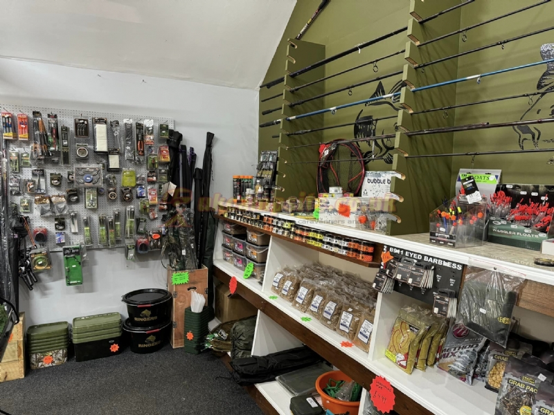 Lakeside Caravan Park And Fisheries