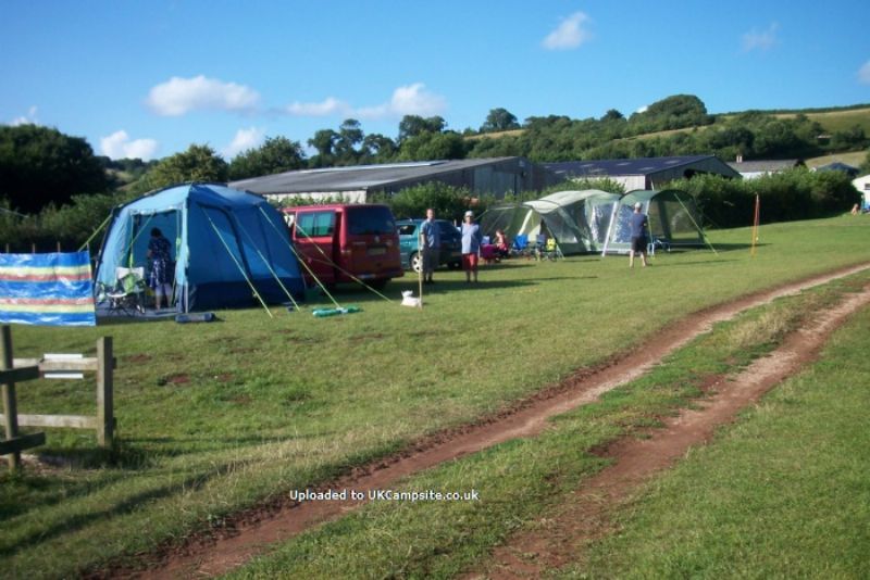 Treacle Valley Campsite ( Manor Farm )