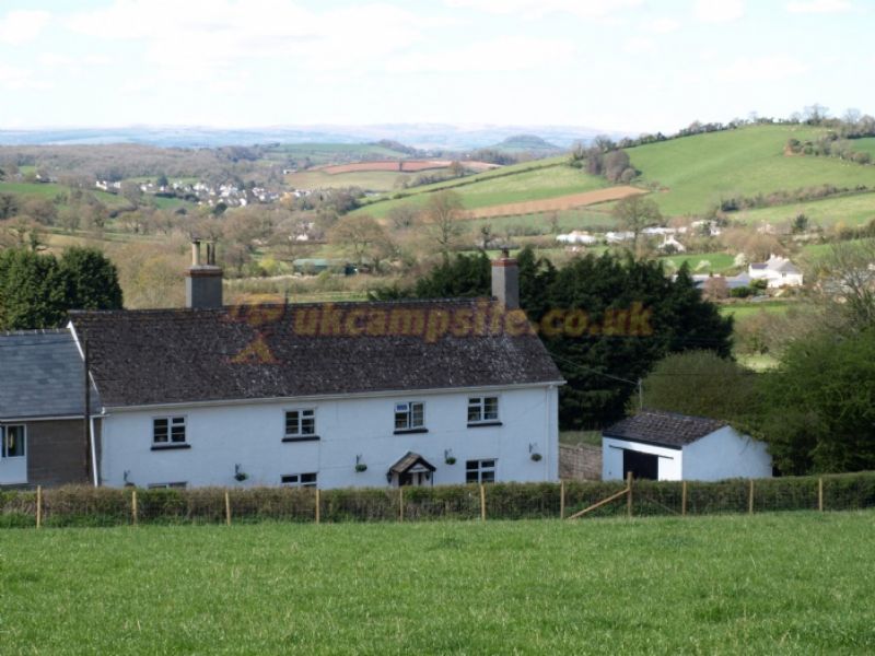 Treacle Valley Campsite ( Manor Farm )