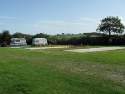 Noteworthy Farm Caravan And Campsite