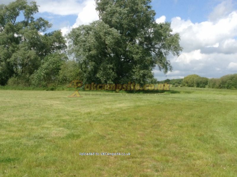 Borowaters Caravan And Camping Park And Fishing Lake