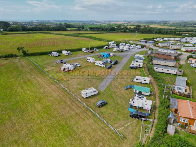 Broadfield Farm Holiday Park