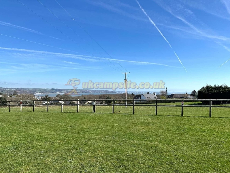 Broadfield Farm Holiday Park