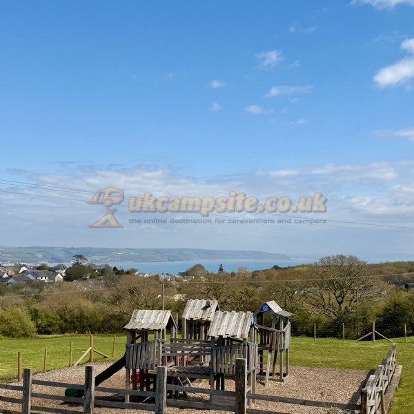 Broadfield Farm Holiday Park