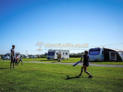 Sunnydale Farm Touring Park Ltd Sunnydale Farm Touring Park Ltd