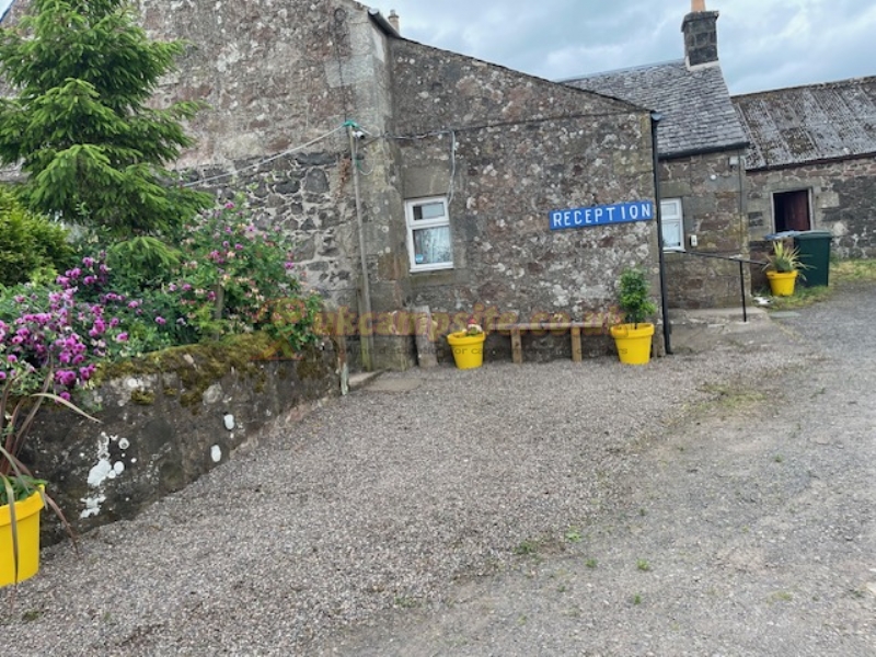 Gallowhill Camping And Caravan Park