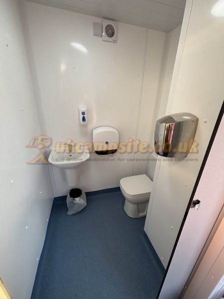 Gwyndy Farm Caravan And Camping Site