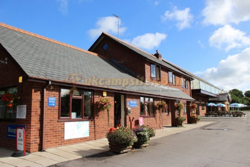 Riverside Caravan And Camping Park