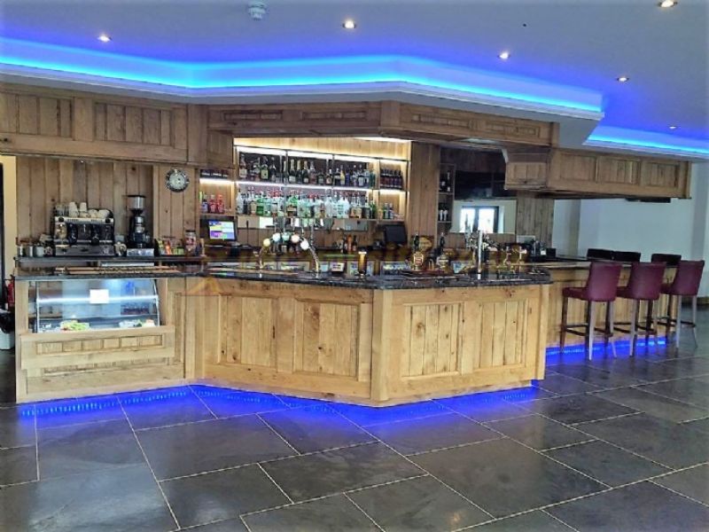 Riverside Caravan And Camping Park