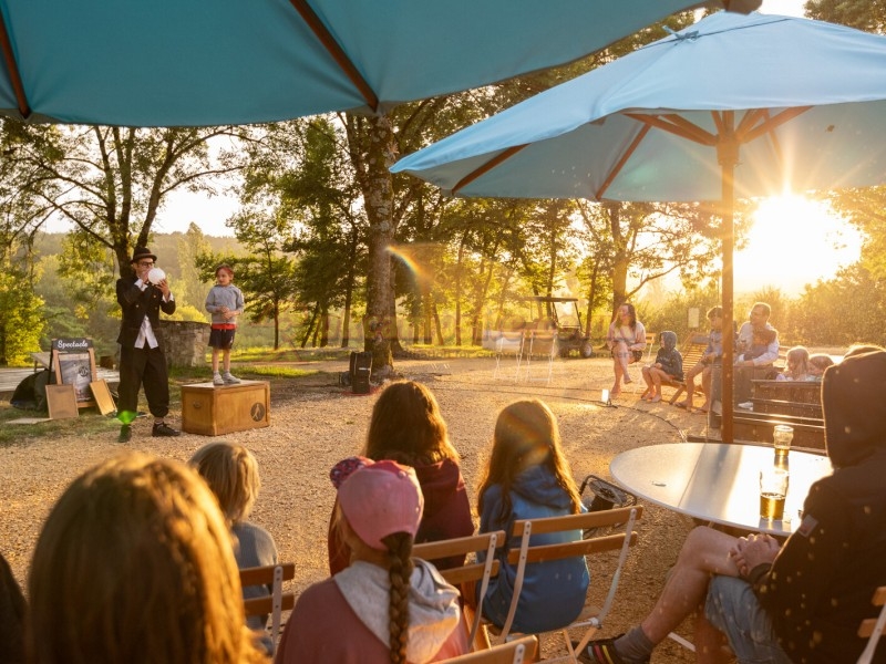 Camping Huttopia Pays Des Bastides