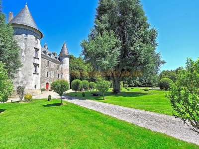 Camping Le Chateau De Leychoisier