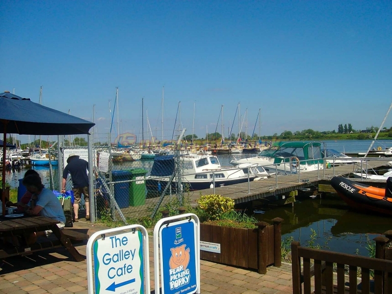 Kinnego Marina Caravan And Camping Park