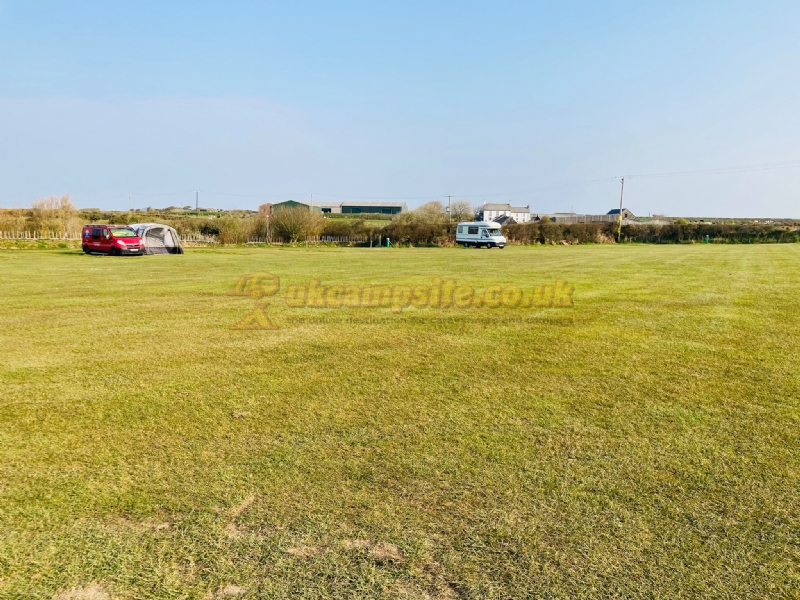 Llanungar Caravan And Camping