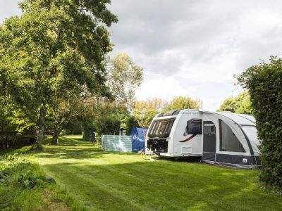Riverside Caravan Park At The George Inn