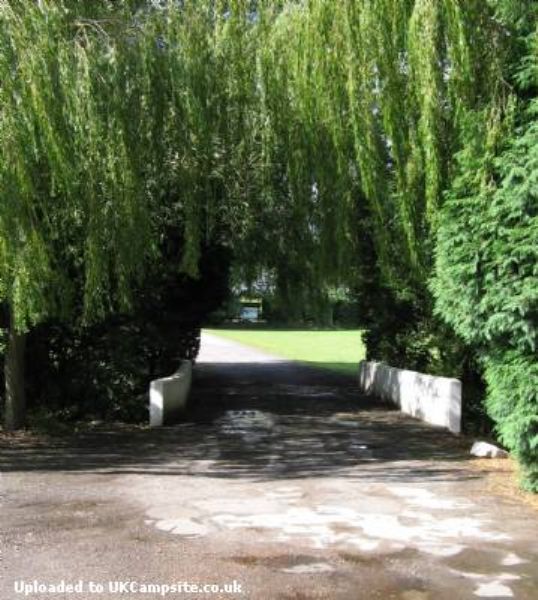 Pikes Oak Farm Fishing Lake And Caravan Site