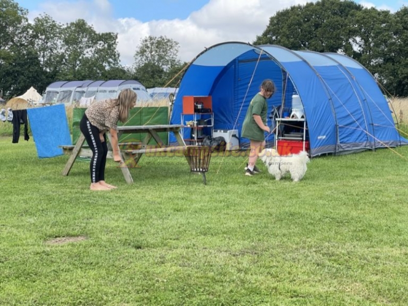 Riverside Lakes Camping And Glamping
