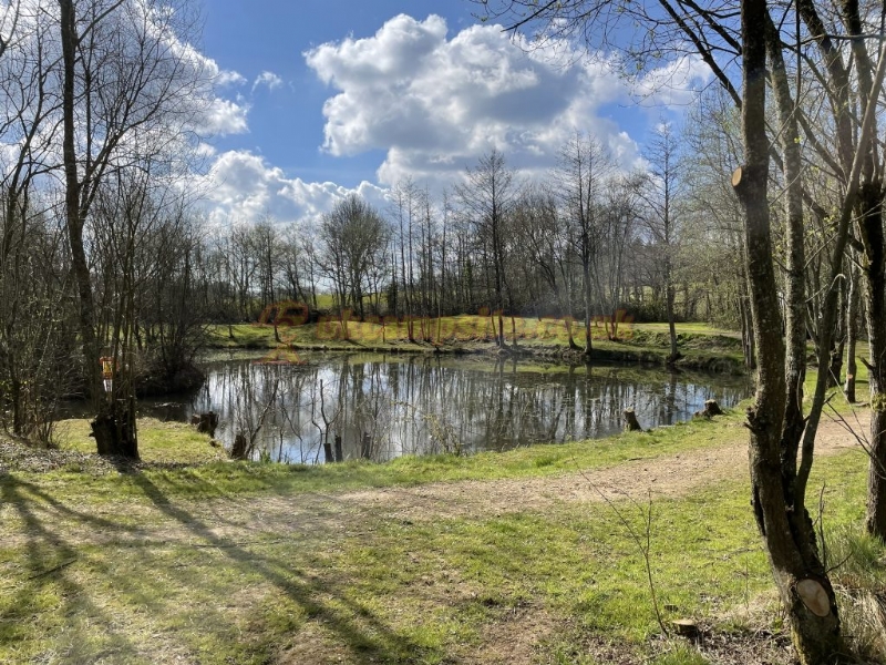 Riverside Lakes Camping And Glamping